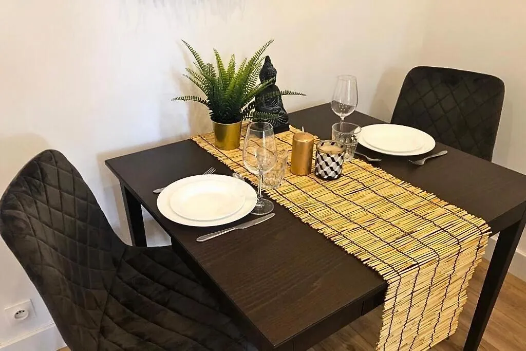 Apartment Peaceful Oasis 2 Bedrooms Center-Station Rer 3 Min Aulnay-sous-Bois France