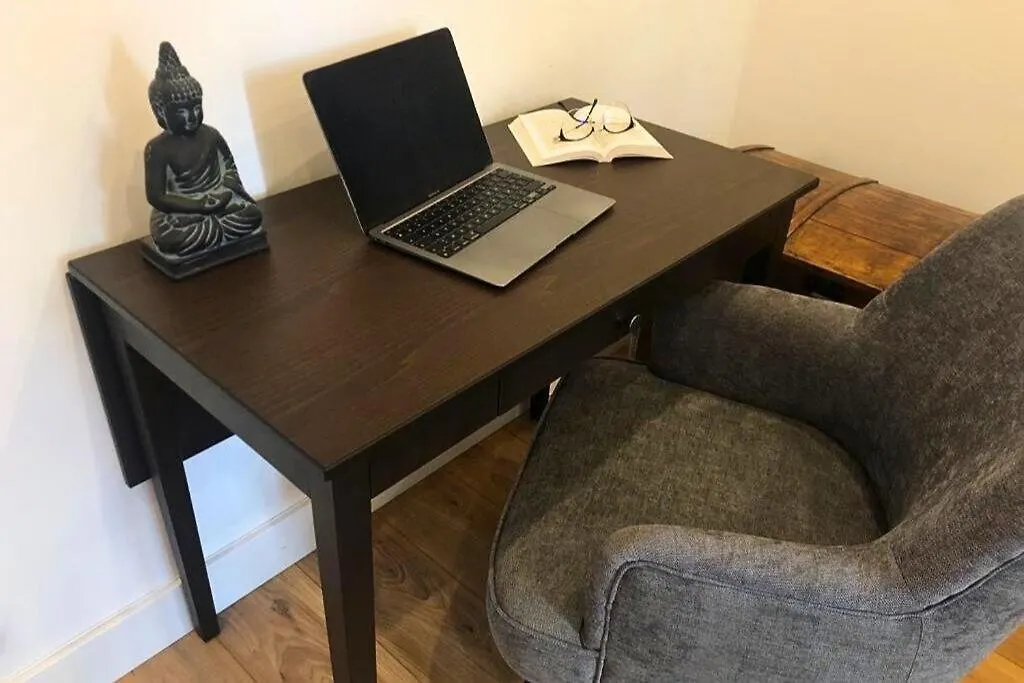 Apartment Peaceful Oasis 2 Bedrooms Center-Station Rer 3 Min Aulnay-sous-Bois