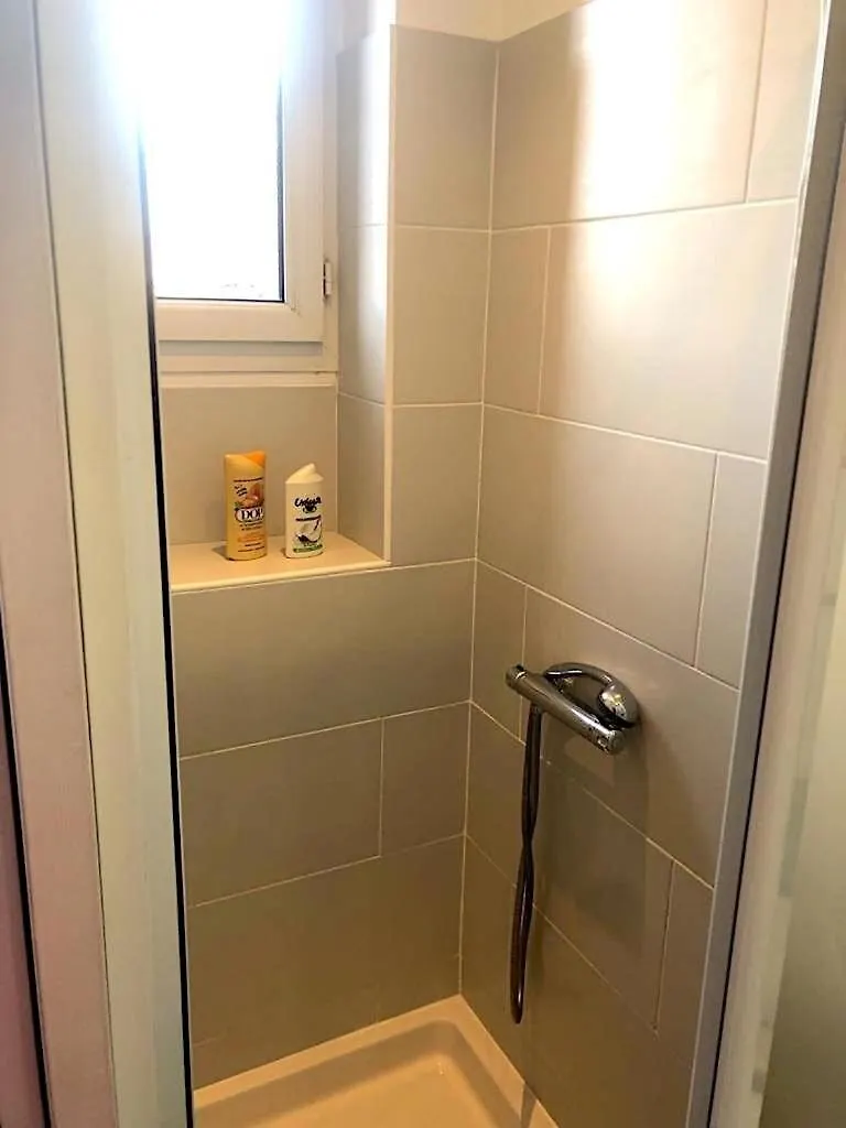 Peaceful Oasis 2 Bedrooms Center-Station Rer 3 Min Aulnay-sous-Bois